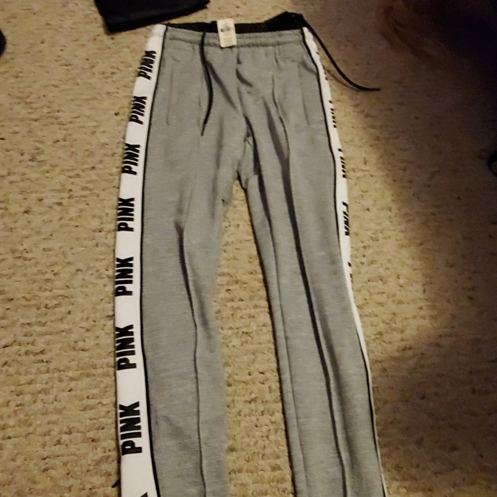 Pink brand new sweat pants extra small
